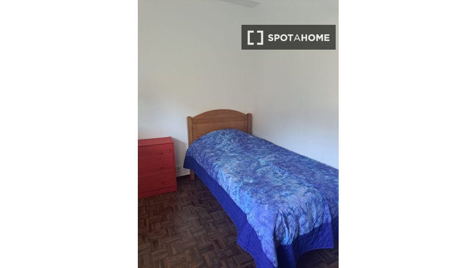 Double room Coimbra, 4 beds — photo 5
