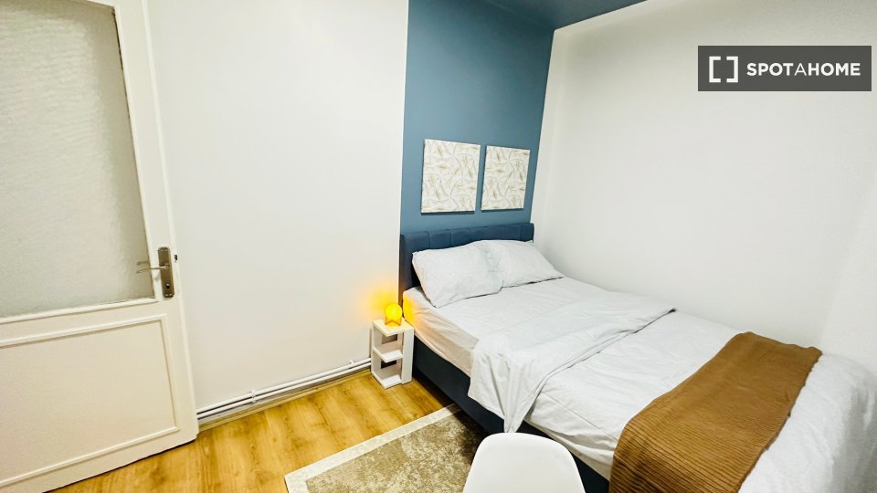Double room Istanbul, 6 beds — photo 1