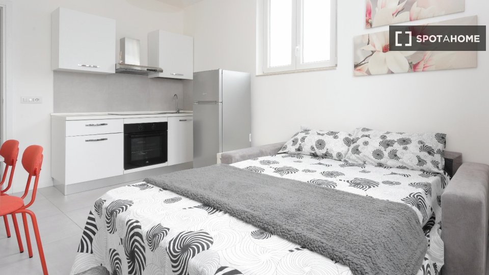 Apartment mono Milan, 35m² — photo 11