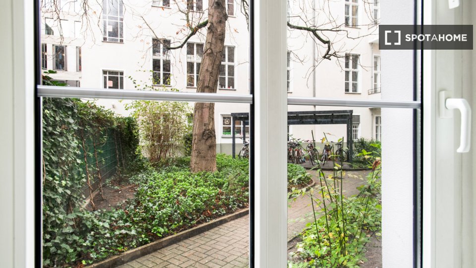 Apartment Berlin, 1 bed, 50m² — photo 3
