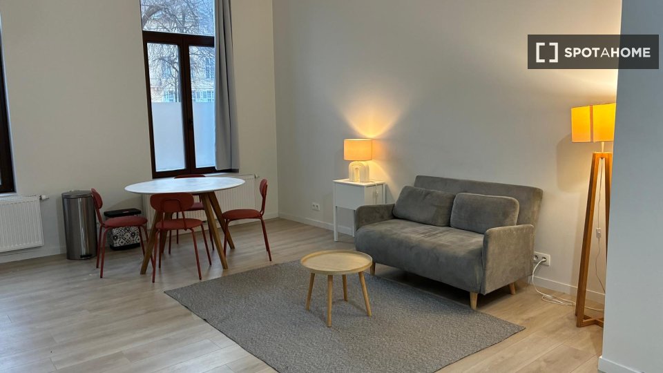 Apartment Brussels, 2 beds, 67m² — photo 22