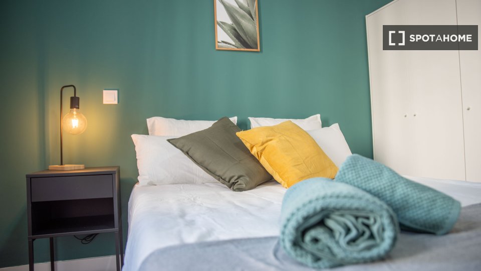 Double room Madrid, 5 beds, 90m² — photo 35