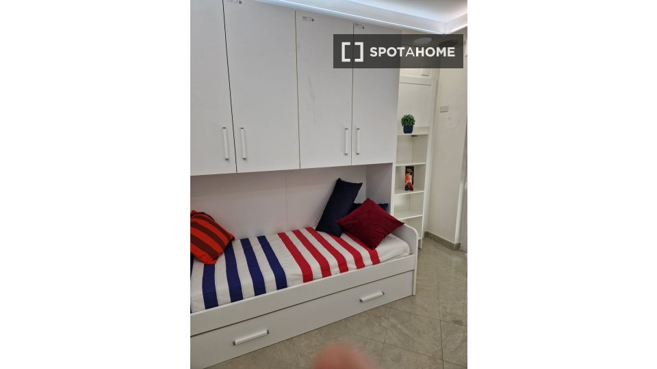 Double room Turin, 5 beds, 136m² — photo 4