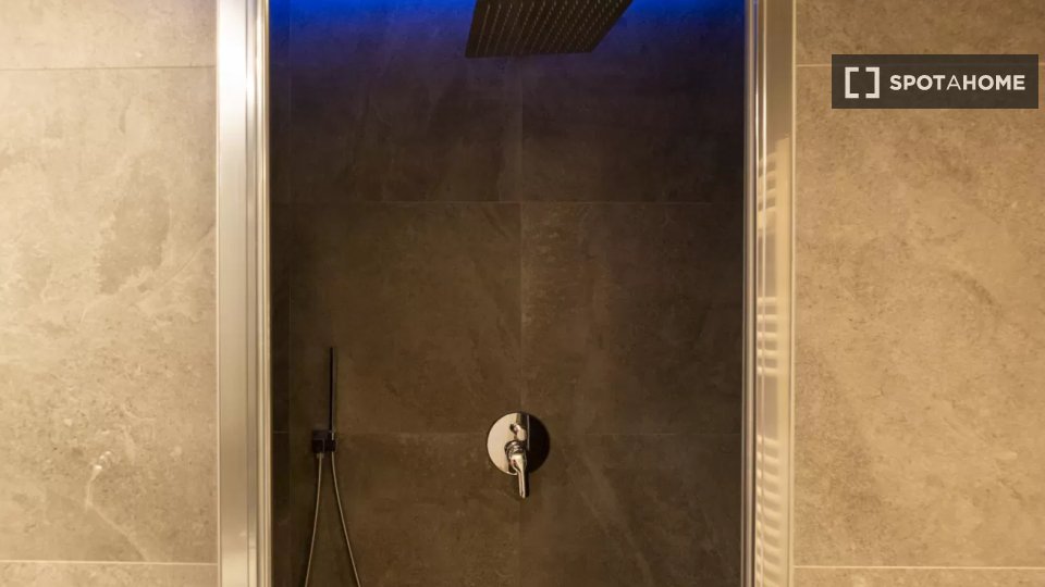 Apartment Milan, 1 bed, 50m² — photo 9