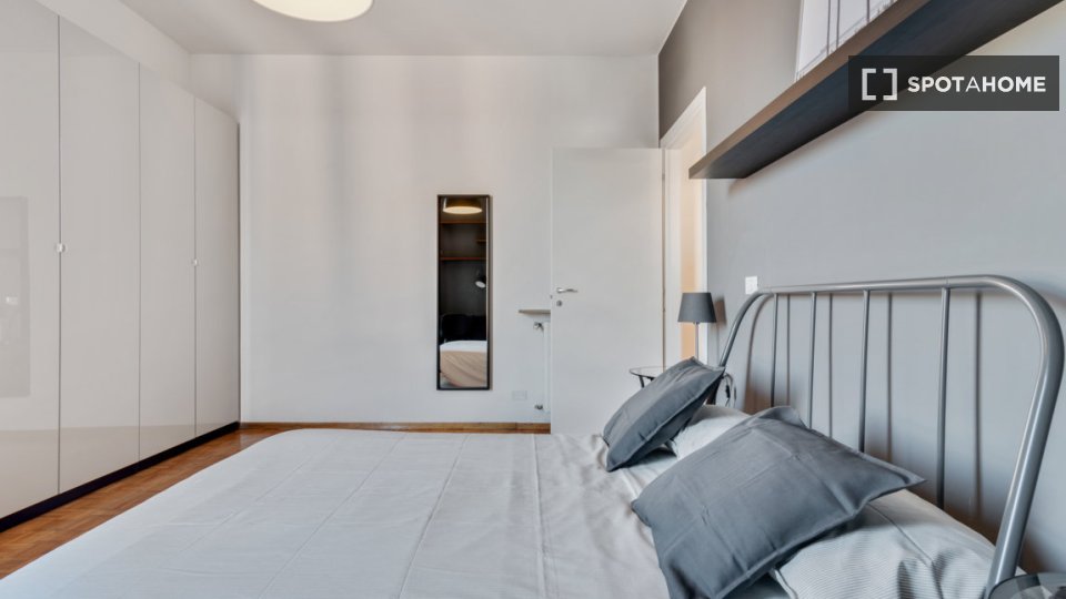 Double room Milan, 5 beds, 121m² — photo 18