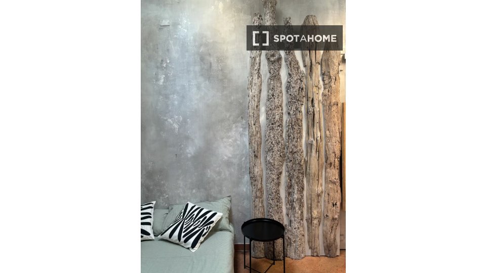 Apartment Milan, 1 bed — photo 2