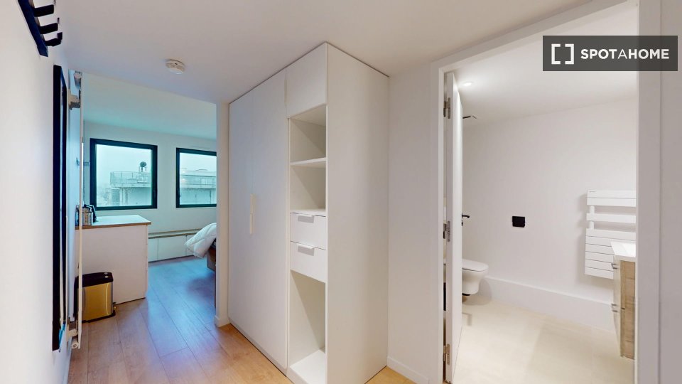 Camera in affitto in una casa con 12 camere da letto a Cambronne-Garibaldi - a Parigi
