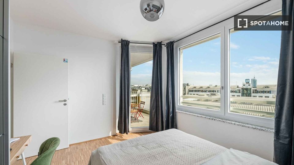 Double room Munich, 4 beds, 101m² — photo 7