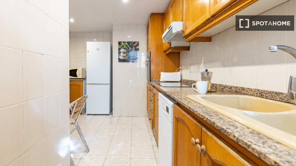 Apartment Valencia, 4 beds — photo 23