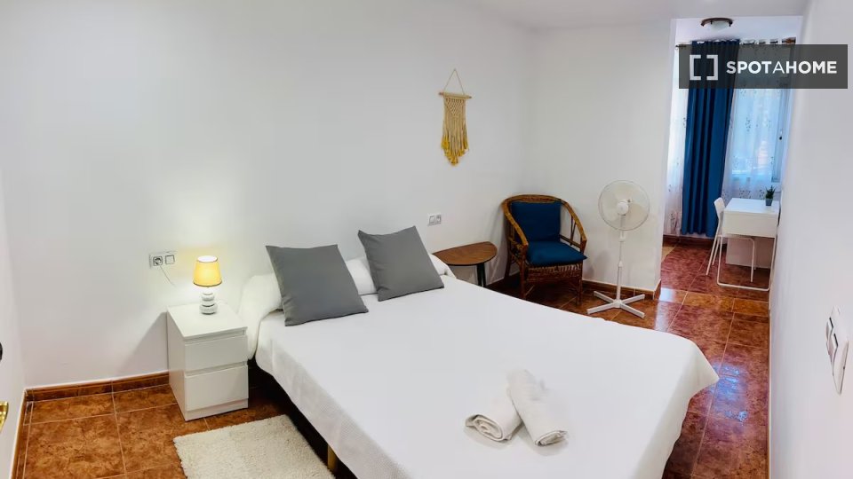 Apartment Valencia, 3 beds — photo 6