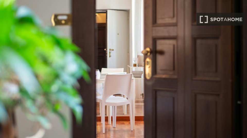 Apartment Milan, 2 beds, 80m² — photo 15