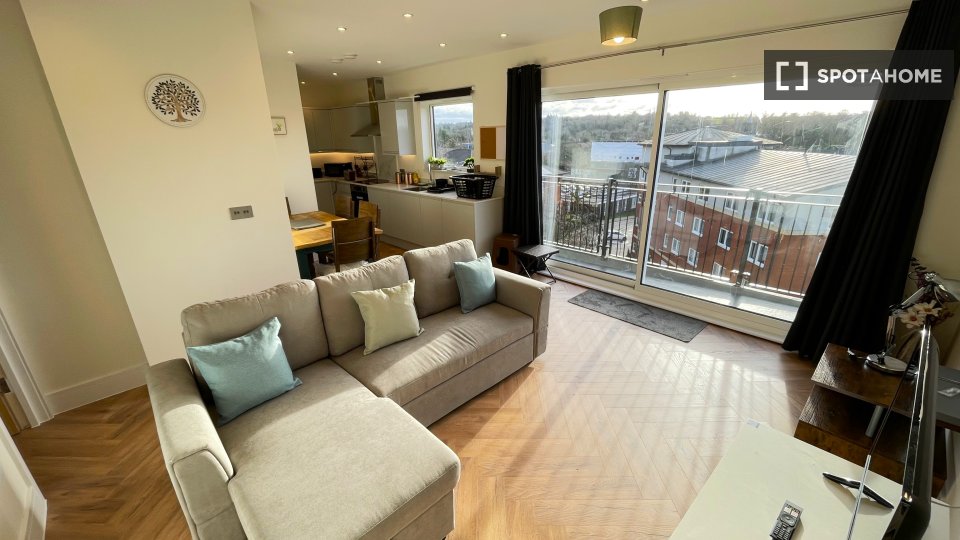Apartment London, 2 beds, 75m² — photo 14