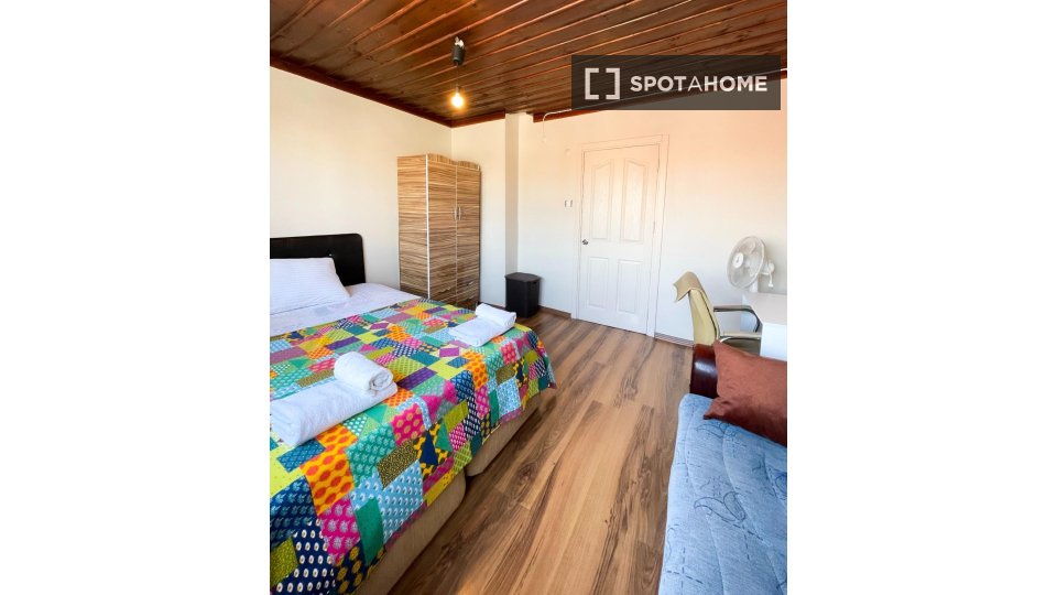 Double room Istanbul, 4 beds — photo 1