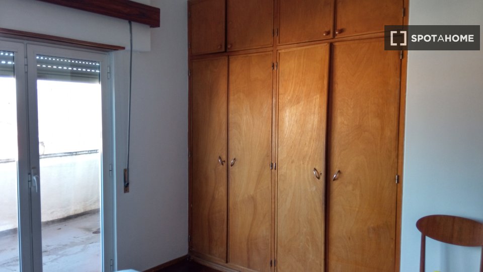 Apartment Lisbon, 2 beds — photo 21