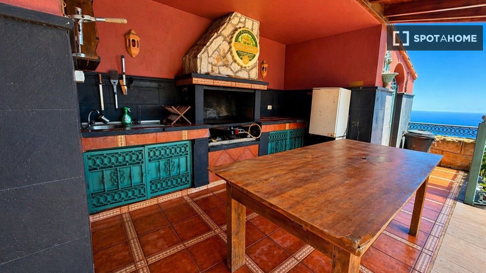 Apartment Santa_Cruz_De_Tenerife, 4 beds, 400m² — photo 6