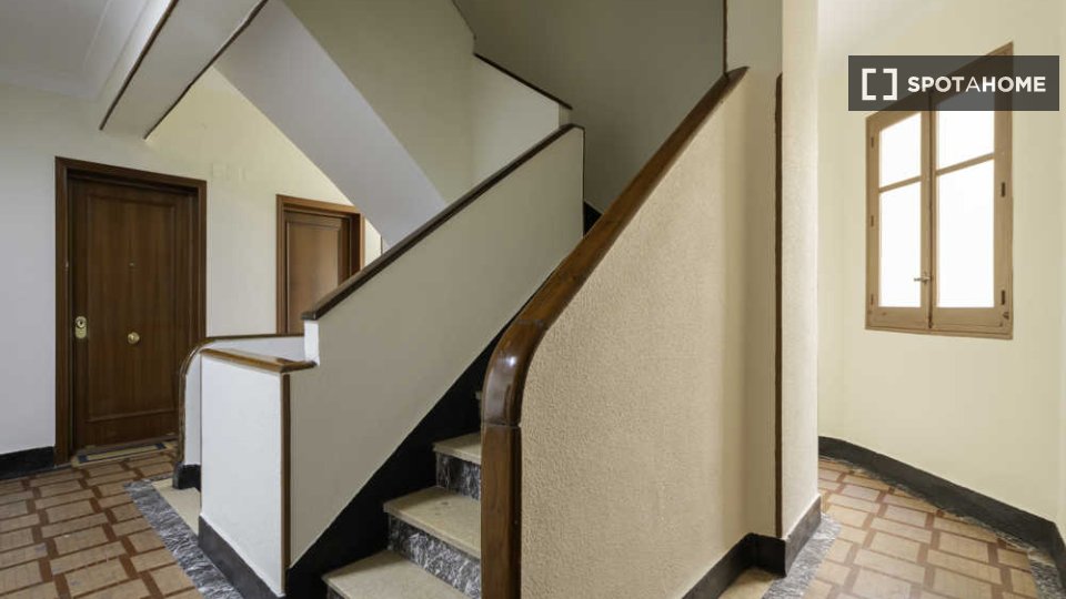 Double room Madrid, 4 beds — photo 26