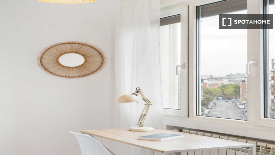Double room Madrid, 6 beds — photo 32