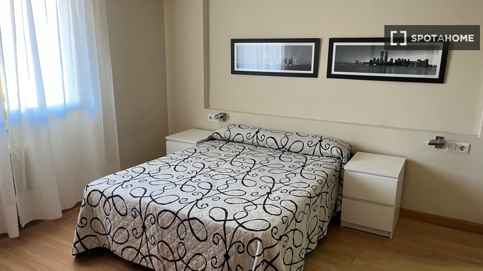 Apartment Madrid, 1 bed — photo 2