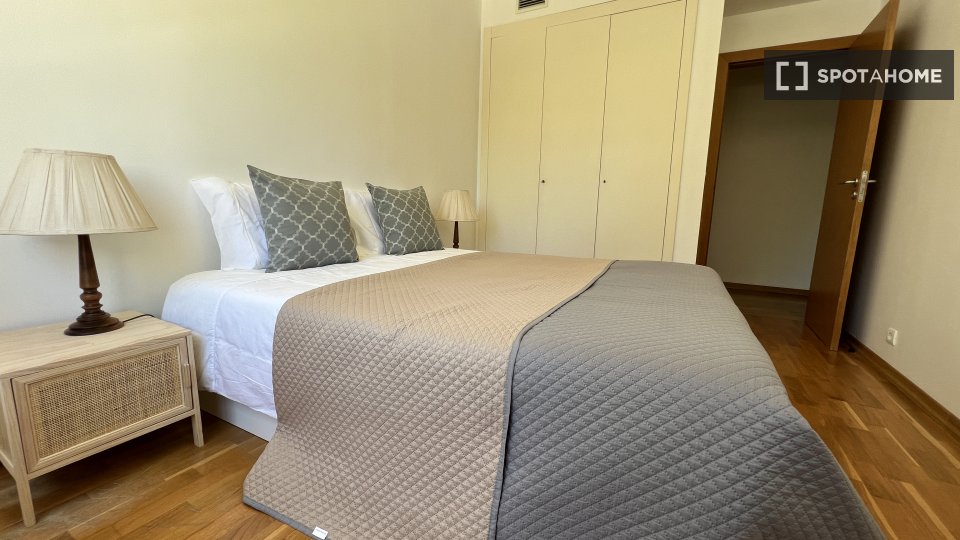 Apartment Lisbon, 3 beds, 90m² — photo 7