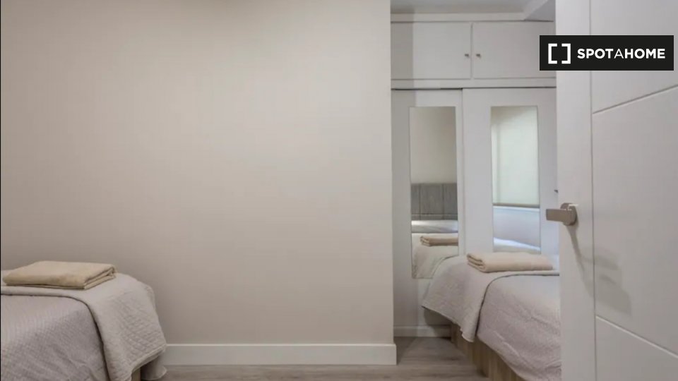 Apartment Madrid, 2 beds, 50m² — photo 14