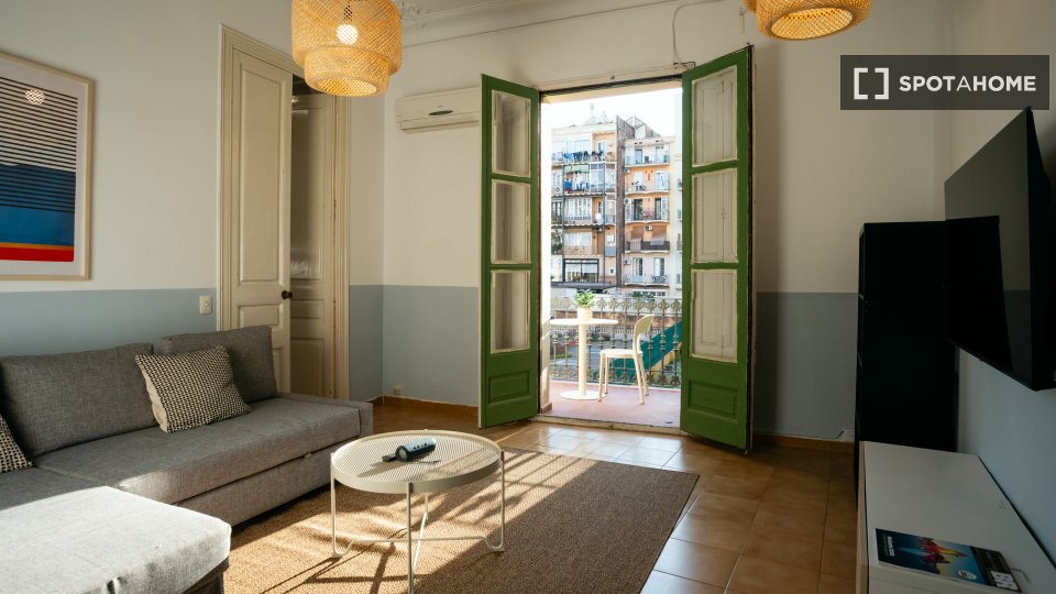 Double room Barcelona, 5 beds, 160m² — photo 11