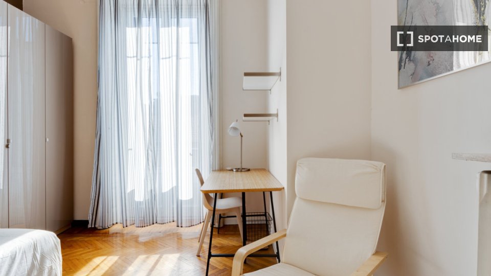Double room Milan, 14 beds, 369m² — photo 9