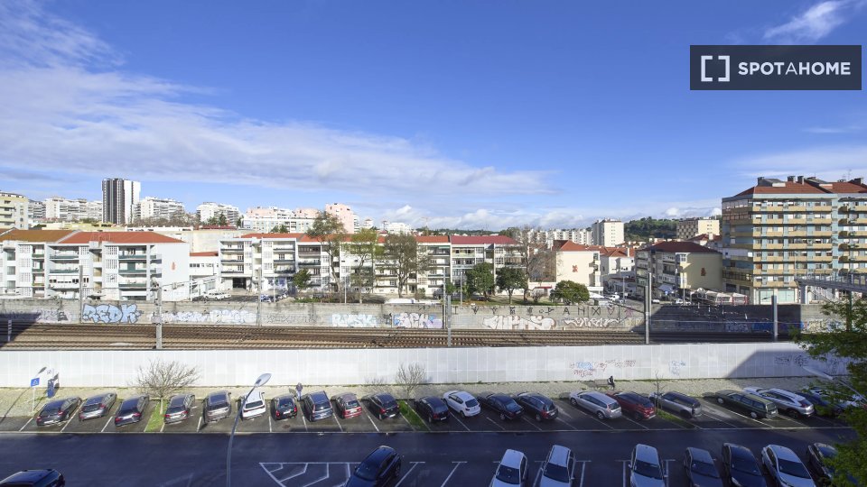 Double room Lisbon, 6 beds — photo 4
