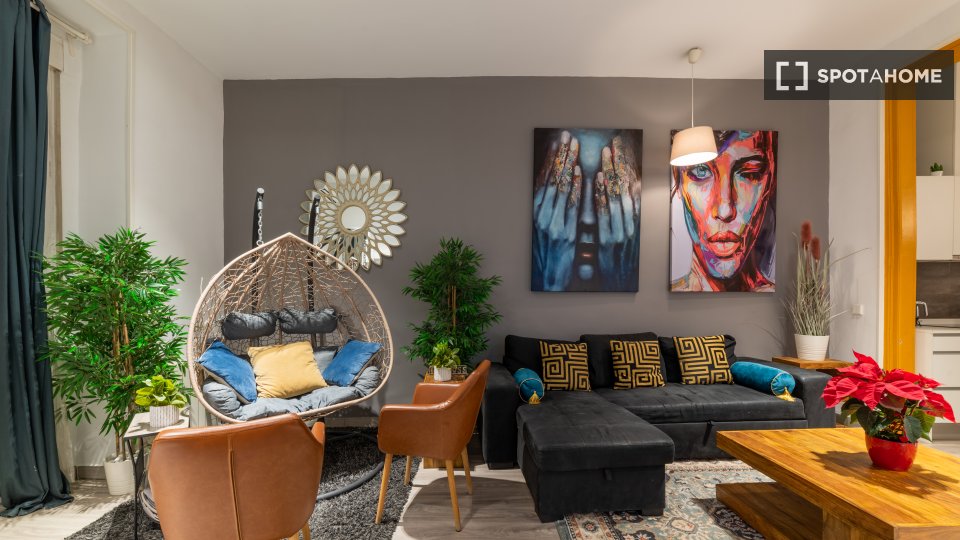 Apartment Madrid, 5 beds, 112m² — photo 3