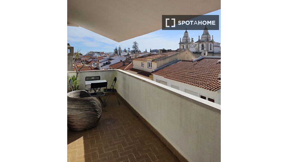Apartment Lisbon, 2 beds — photo 16