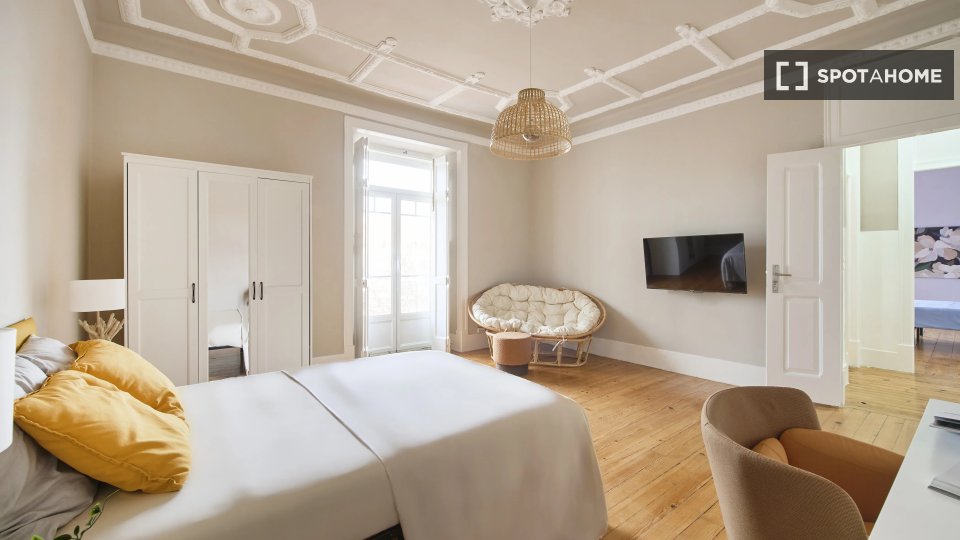 Double room Lisbon, 8 beds — photo 13