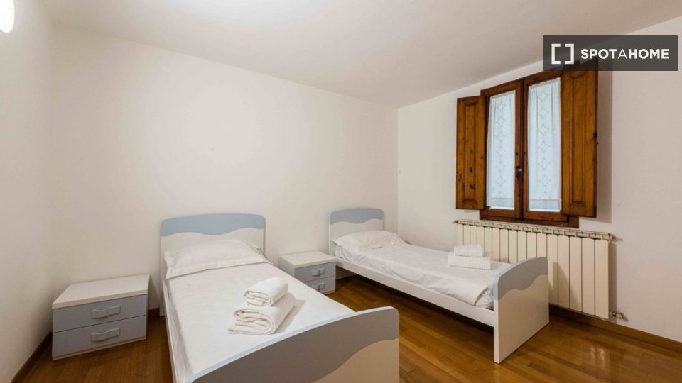 Apartment Florence, 2 beds — photo 17
