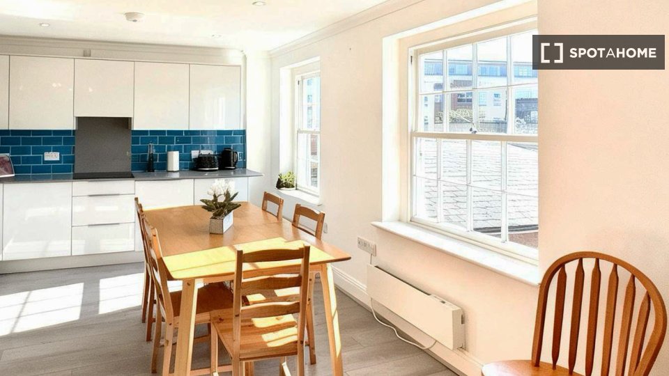 Apartment London, 2 beds — photo 41