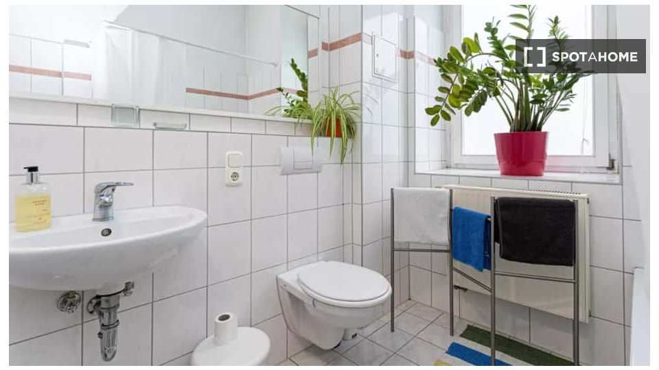 Apartment Berlin, 1 bed, 38m² — photo 3