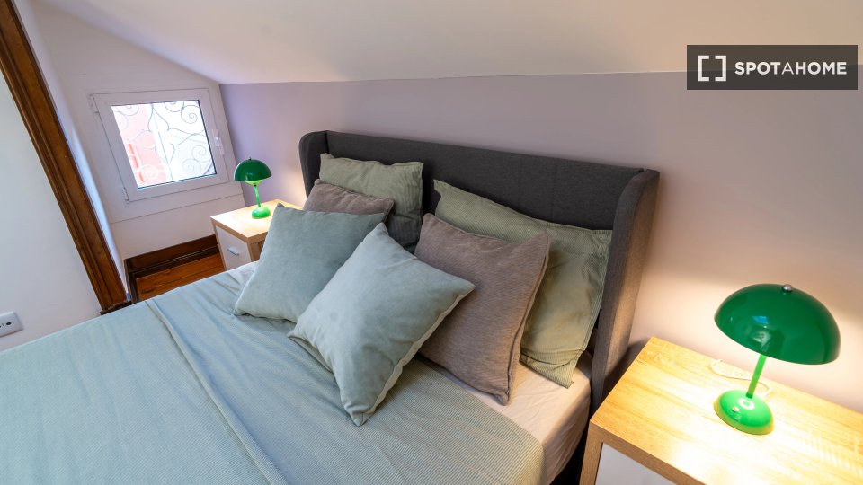 Double room Lisbon, 9 beds — photo 2