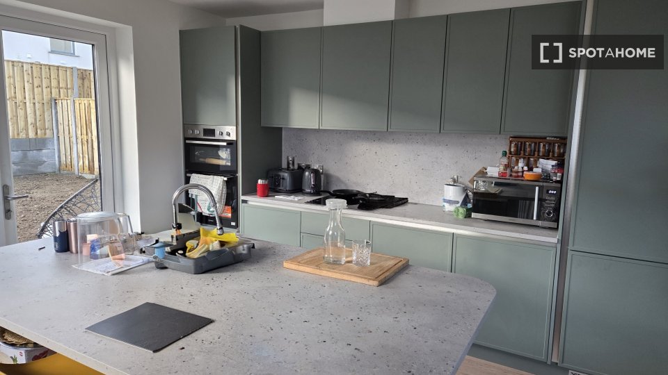 Double room Dublin, 1 bed, 147m² — photo 8