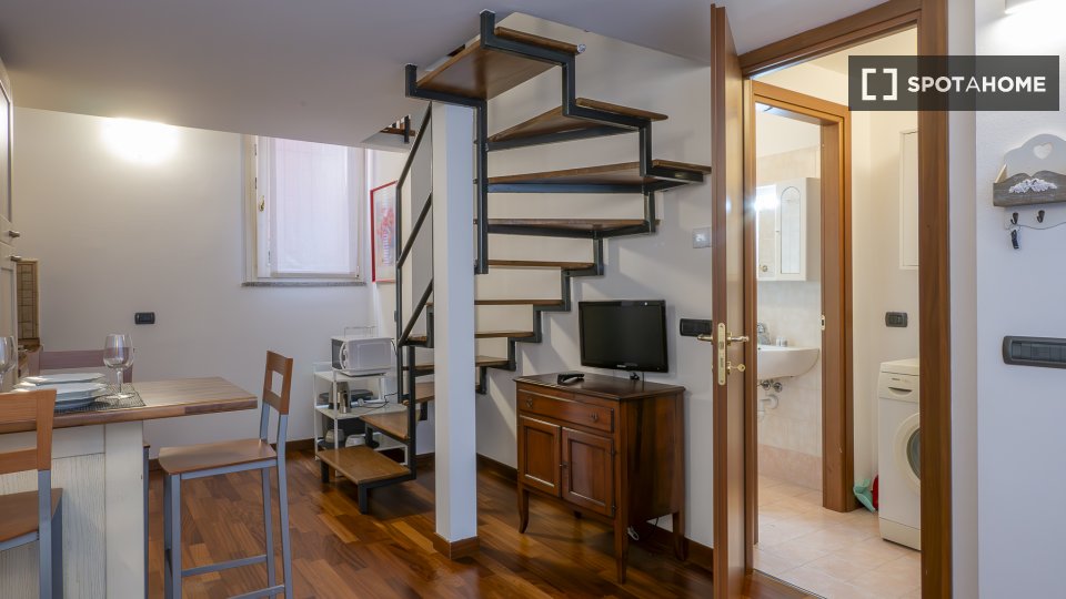 Apartment Milan, 1 bed, 37m² — photo 3