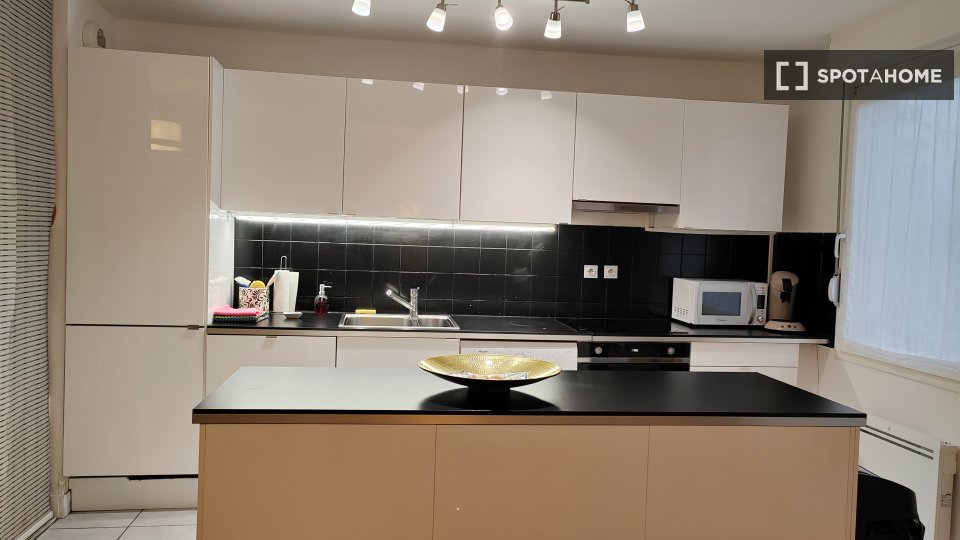 Apartment Lyon, 2 beds, 65m² — photo 8