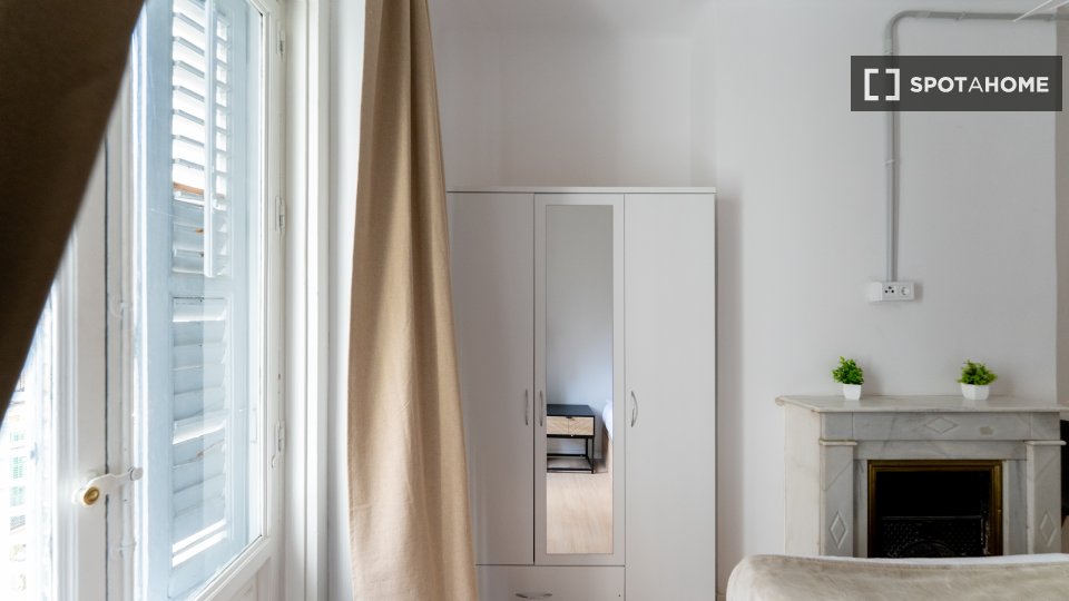 Double room Madrid, 10 beds — photo 59