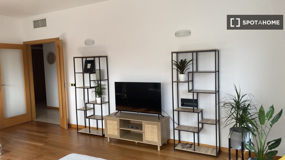 Apartment mono Lisbon, 67m² — photo 16