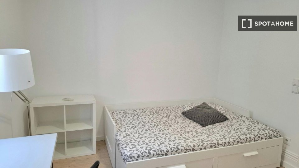 Double room Porto, 20 beds — photo 2