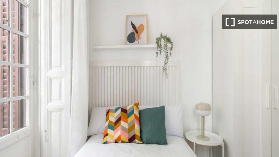 Double room Madrid, 7 beds — photo 21