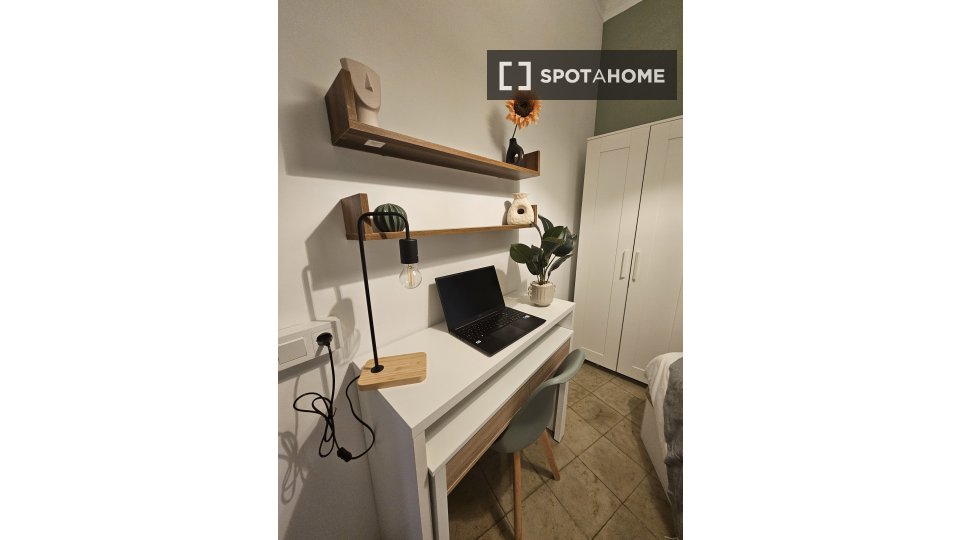 Double room Barcelona, 10 beds, 220m² — photo 13