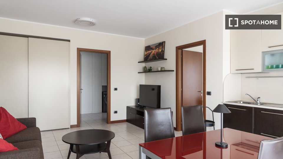 Apartment Milan, 1 bed, 74m² — photo 12