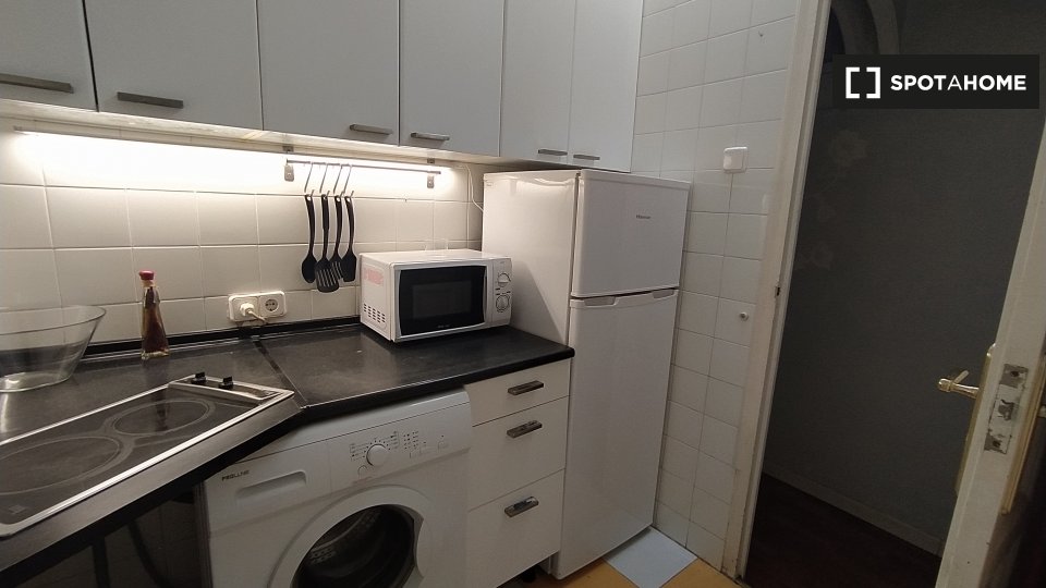 Apartment Madrid, 1 bed, 40m² — photo 2
