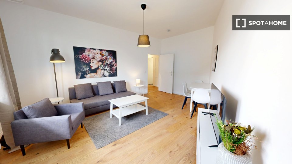 Apartment Berlin, 1 bed, 55m² — photo 1