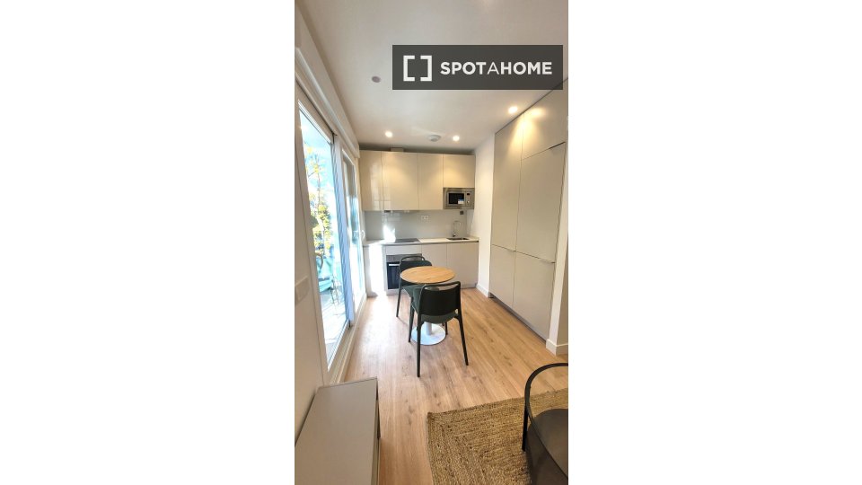 Apartment mono Madrid, 55m² — photo 13