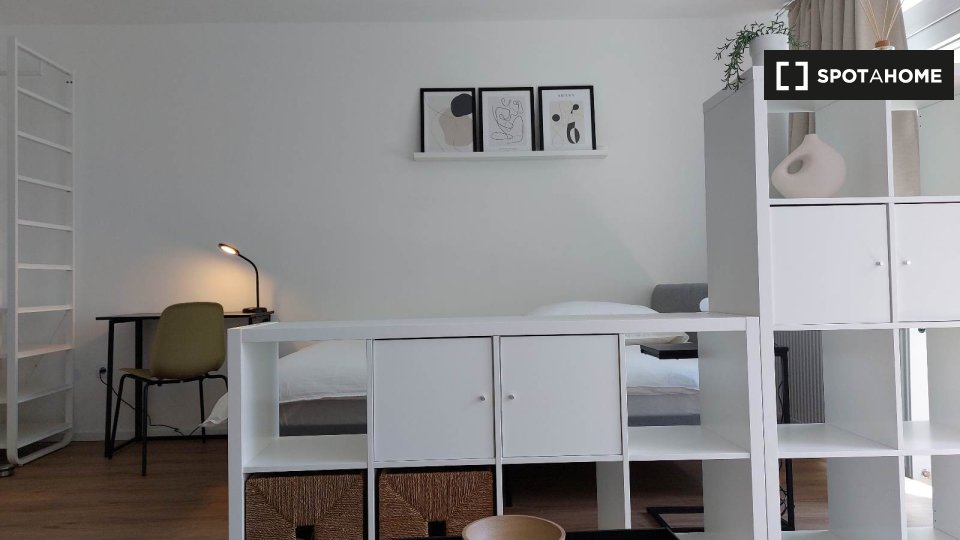 Apartment Hamburg, 1 bed, 34m² — photo 7