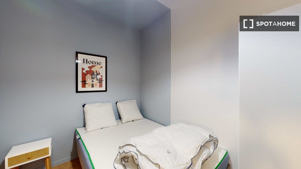 Double room Lille, 18 beds — photo 18