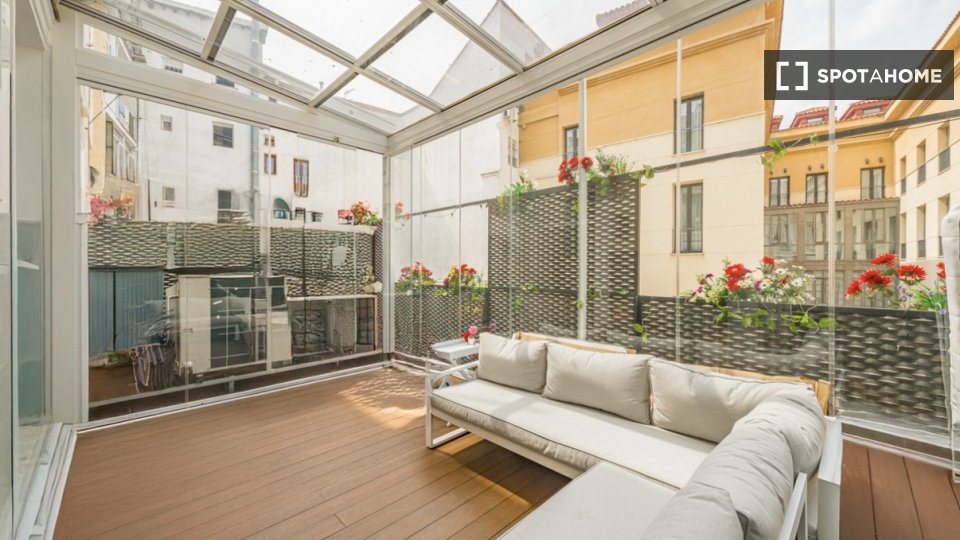 Apartment Madrid, 4 beds, 243m² — photo 10