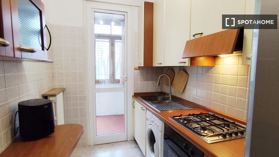 Double room Milan, 3 beds, 118m² — photo 5